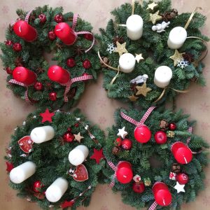 Adventskränze (Adventwreaths)